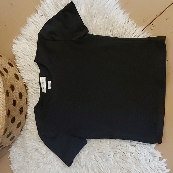 Aritzia Babaton contour top bundle - Picture 2 of 6